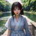 hitomi 内容指南主编林晓橙的头像，背景为橄榄绿色调，专业感强